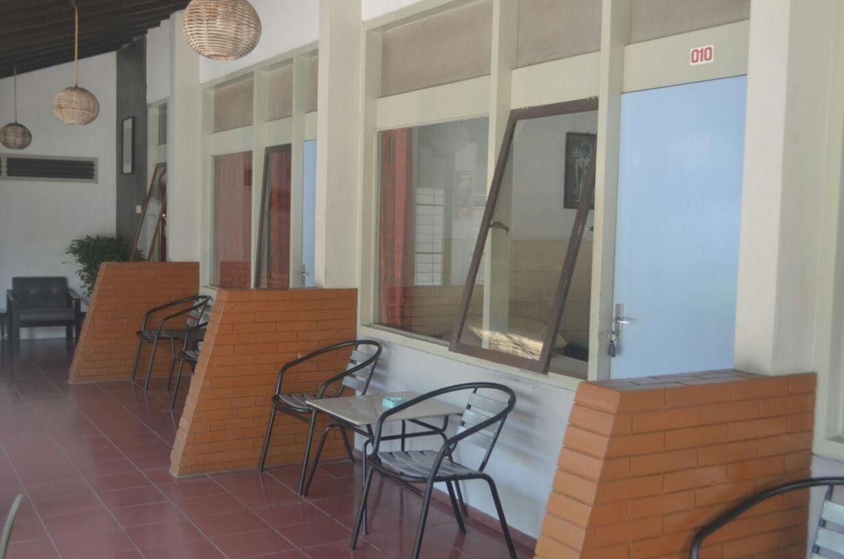 Hotel Aneka Baru スレマン エクステリア 写真